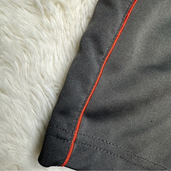 Nike Shorts Grey & Orange Size 4 - Picture 2 of 16
